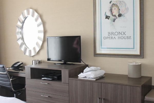 Opera House Hotel image 13